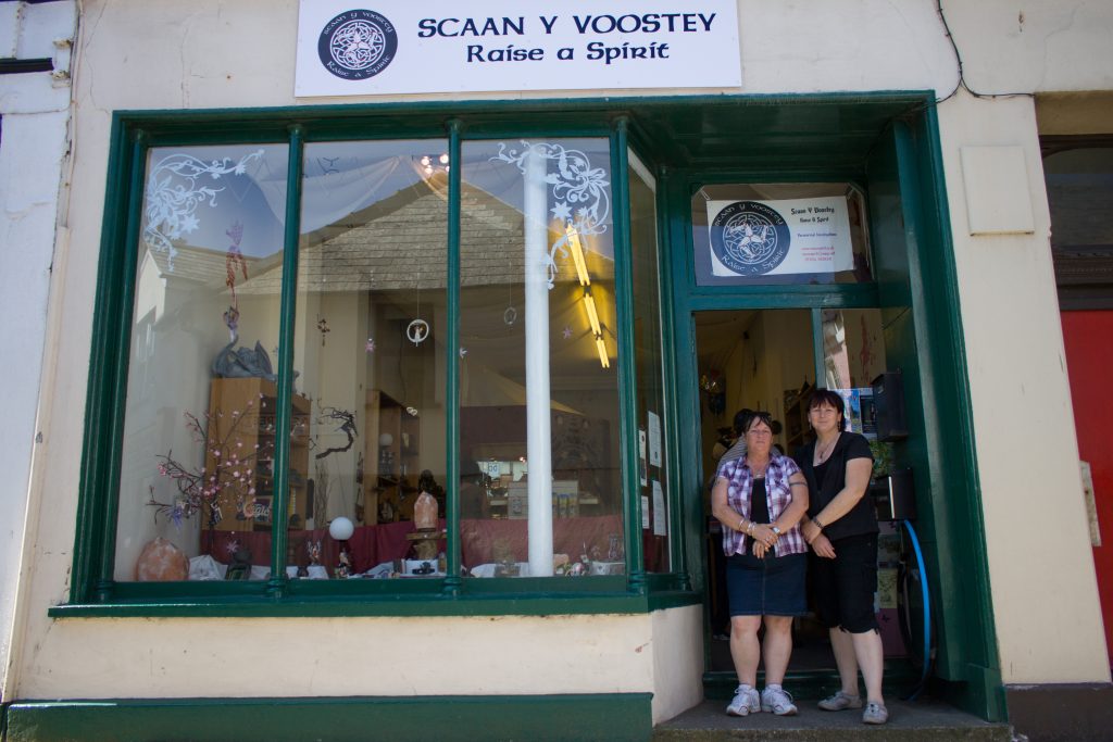 Scaan y Voostey