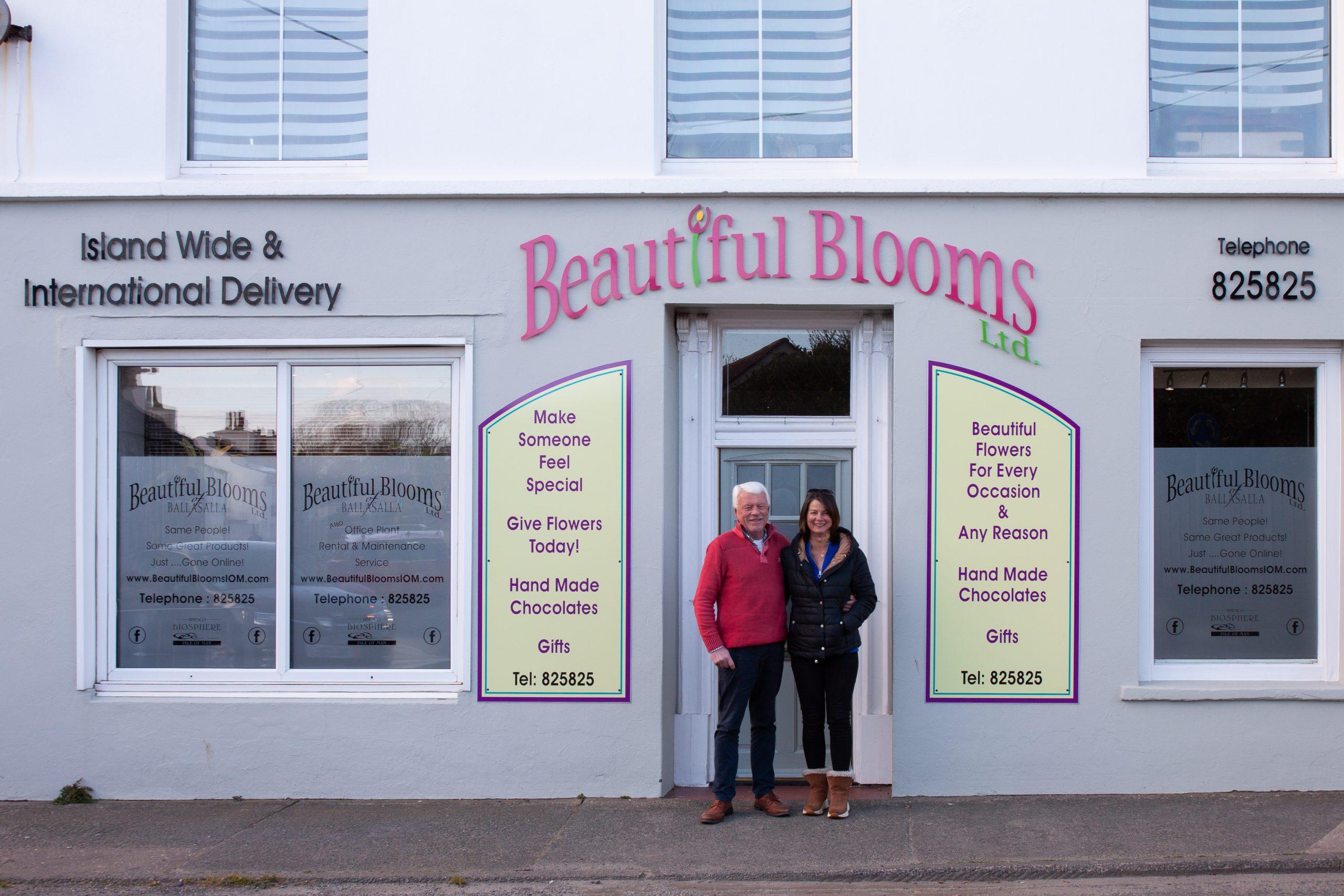 Beautiful Blooms - Colin and Della Newstead